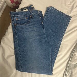 Levi’s Wedgie Straight